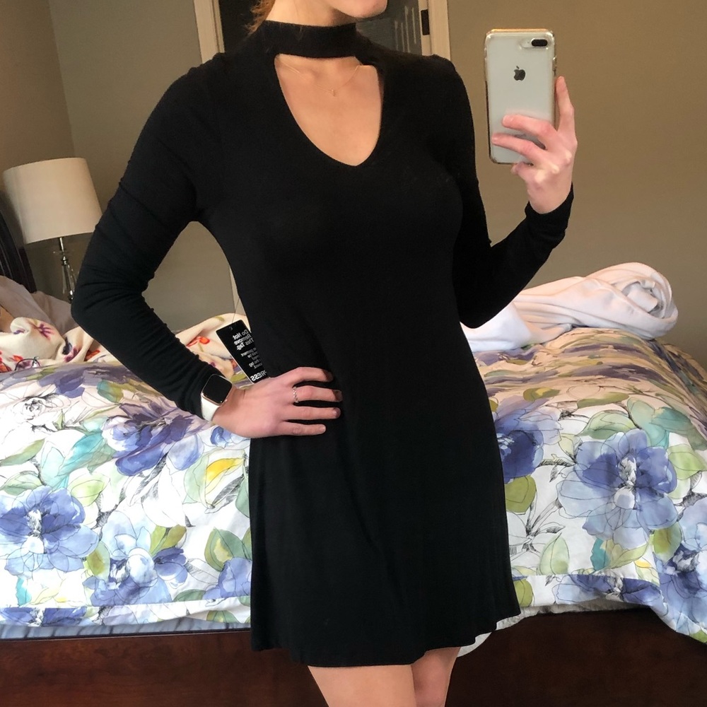 Black Keyhole Dress